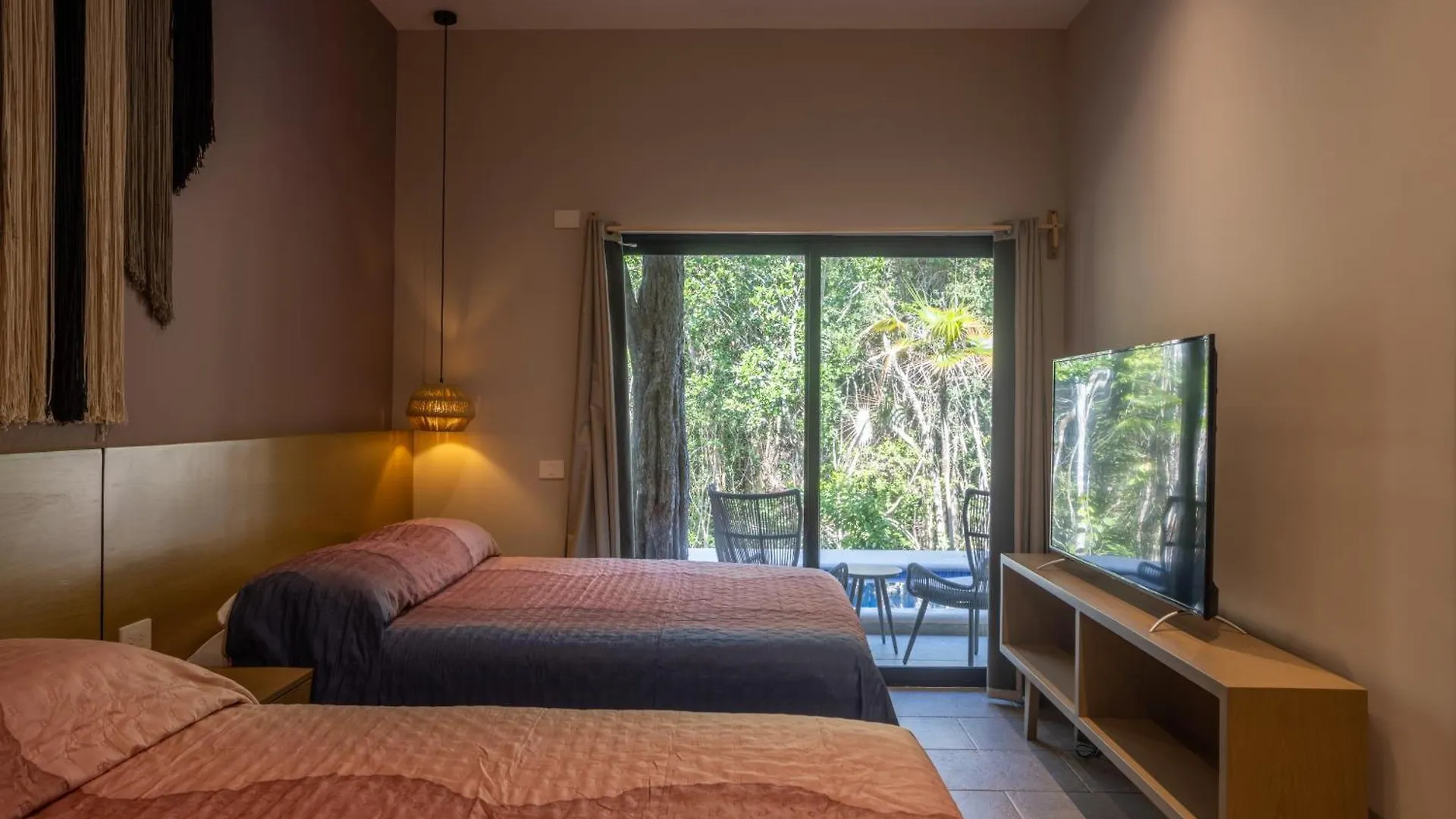 Villa Kiin Ha - Luxurious 5-Br Villa With Swim-Up Pool Cozumel